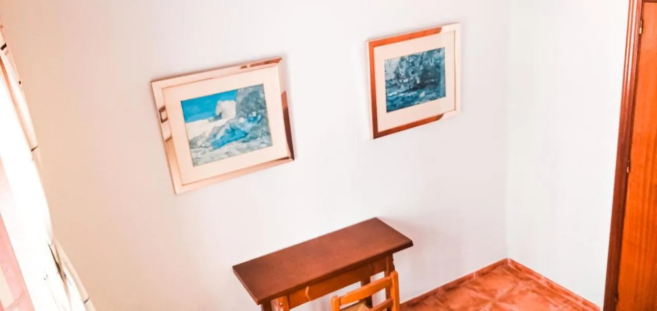 Room with HOSTAL PRICE for Men - Habitacion por precio de hostal para Hombre - Malaga Center, Apartment Homestay - Alojamiento en Apartamento 0*,  España